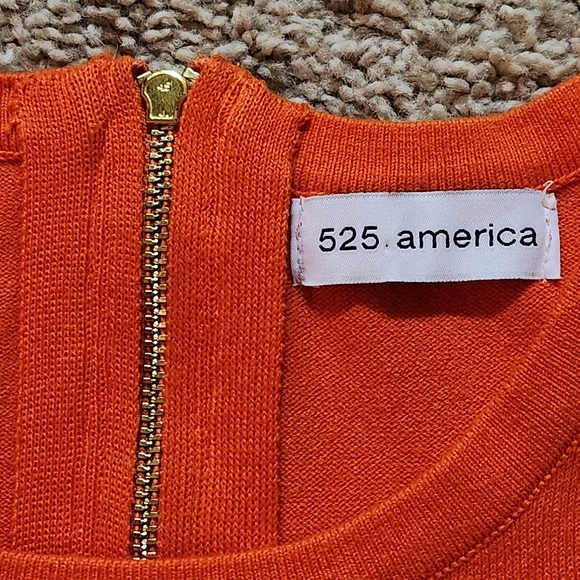 HTF 525 America Crewneck Sweater with Full-length Zippered Back Size Small - Picture 2 of 13